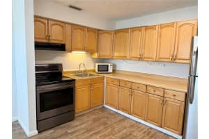 9013 WESTCHESTER CIRCLE, TAMPA, FL 33604 - MLS#MFRTB8433412