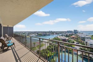 7600 Bayshore Dr #902, TREASURE ISLAND