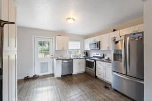 1312 TARPON AVENUE, TARPON SPRINGS, FL 34689 Sold 12/02/25