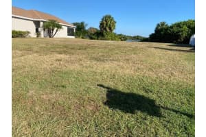 11344 SOUTHWIND LAKE DRIVE, GIBSONTON, FL 33534 - MLS#MFRTB8433756