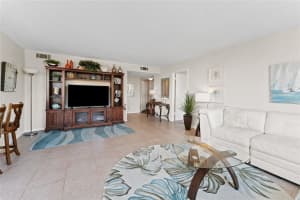 6268 PALMA DEL MAR BOULEVARD, ST PETERSBURG, FL 33715 - MLS#MFRTB8433769