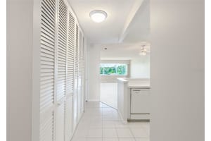 100 BLUFF VIEW DRIVE, BELLEAIR BLUFFS, FL 33770 - MLS#MFRTB8433831