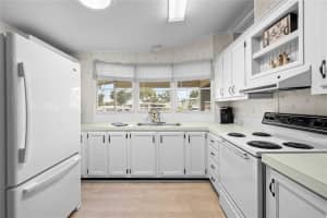 6053 RIDGEWOOD DRIVE, ZEPHYRHILLS, FL 33542 - MLS#MFRTB8433865