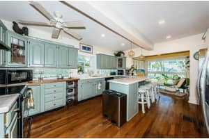 509 70TH AVENUE, ST PETE BEACH, FL 33706 - MLS#MFRTB8433934