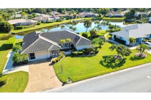 6994 COUNTRY LAKES CIRCLE, SARASOTA, FL 34243 - MLS#MFRTB8433939