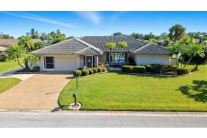 6994 COUNTRY LAKES CIRCLE, SARASOTA, FL 34243 - MLS#MFRTB8433939