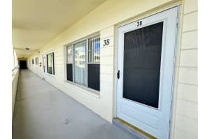 2360 WORLD PARKWAY BOULEVARD, CLEARWATER, FL 33763 - MLS#MFRTB8433950