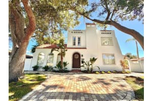 6735 Poinsettia Ave S, ST PETERSBURG 6735 Poinsettia Ave S, ST PETERSBURG