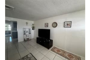 1717 COLLEEN STREET, SARASOTA, FL 34231 - MLS#MFRTB8434052