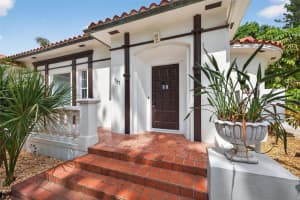 737 19TH AVENUE, ST PETERSBURG, FL 33704 - MLS#MFRTB8434056