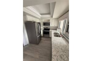 4212 FAIRWAY CIRCLE, TAMPA, FL 33618 - MLS#MFRTB8434078