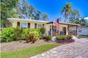 1013 BERRY AVENUE, TAMPA, FL 33603 - MLS#MFRTB8434125