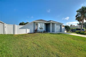 2416 CRYSTAL LAKE DRIVE, LAKELAND, FL 33801 - MLS#MFRTB8434203