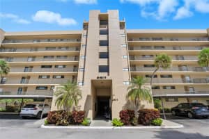 2617 COVE CAY DRIVE, CLEARWATER, FL 33760 - MLS#MFRTB8434222