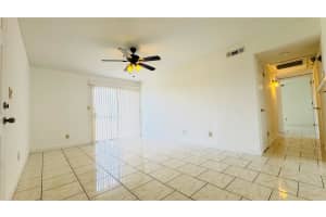 2915 WINKLER AVENUE, FORT MYERS, FL 33916 - MLS#MFRTB8434237