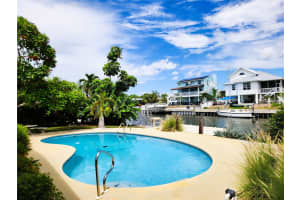 3790 BEACH DRIVE, ST PETERSBURG, FL 33705 - MLS#MFRTB8434272