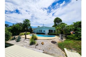 3790 BEACH DRIVE, ST PETERSBURG, FL 33705 - MLS#MFRTB8434272