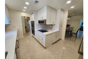 3790 BEACH DRIVE, ST PETERSBURG, FL 33705 - MLS#MFRTB8434272