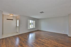 206 SOLA LANE, SUN CITY CENTER, FL 33573 - MLS#MFRTB8434317