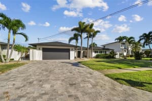 320 PALM ISLAND, CLEARWATER BEACH, FL 33767 - MLS#MFRTB8434339