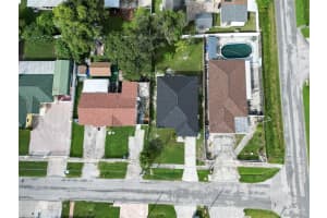 5822 LOIS AVENUE, TAMPA, FL 33614 - MLS#MFRTB8434349