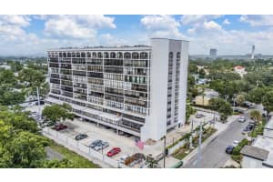 3211 SWANN AVENUE, TAMPA, FL 33609 - MLS#MFRTB8434354