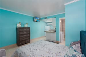 11730 GULF BOULEVARD, TREASURE ISLAND, FL 33706 - MLS#MFRTB8434393