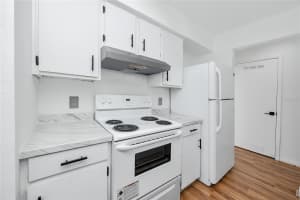 501 BAY DRIVE, LARGO, FL 33770 - MLS#MFRTB8434400