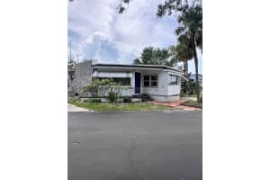 4851 W Gandy Blvd #b1l34, TAMPA