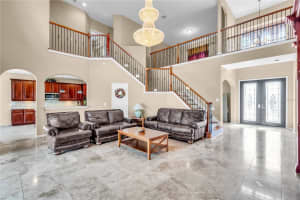 10561 BERMUDA ISLE DRIVE, TAMPA, FL 33647 - MLS#MFRTB8434406