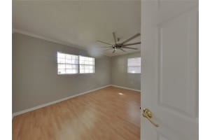 MLS# MFRTB8434460, Longwood, Florida 32750