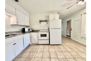 1727 DOUGLAS AVENUE, DUNEDIN, FL 34698 - MLS#MFRTB8434554