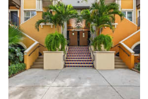 200 4TH AVENUE, ST PETERSBURG, FL 33701 - MLS#MFRTB8434628