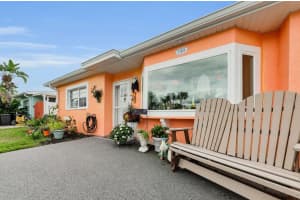 740 LOQUAT DR., TARPON SPRINGS, FL 34689 - MLS#MFRTB8434689