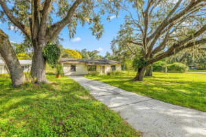 34807 EVERGREEN WAY, RIDGE MANOR, FL 33523 Sold 11/21/25