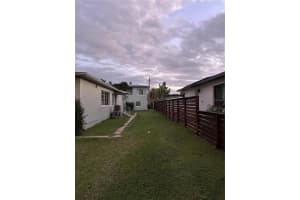 734 21ST AVE S, ST PETERSBURG, FL 33705 - MLS#MFRTB8434795