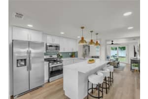 10525 VALENCIA ROAD, SEMINOLE, FL 33772 - MLS#MFRTB8434822