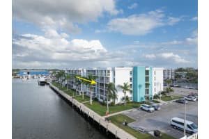 4900 38TH WAY, ST PETERSBURG, FL 33711 - MLS#MFRTB8434824