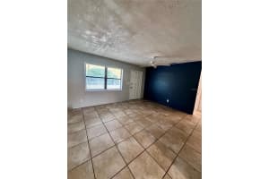 691 HARBOR DRIVE, ST PETERSBURG, FL 33705 - MLS#MFRTB8434851