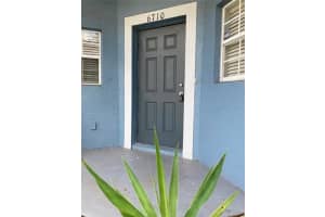 6710 LAKE CAMDEN WAY, GIBSONTON, FL 33534 - MLS#MFRTB8434865