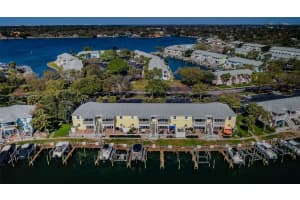 5196 BEACH DRIVE, ST PETERSBURG, FL 33705 - MLS#MFRTB8434887