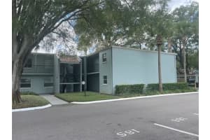 2812 SOMERSET PARK DRIVE, TAMPA, FL 33613 - MLS#MFRTB8434992