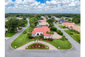30400 FAIRWAY DRIVE, WESLEY CHAPEL, FL 33543 - MLS#MFRTB8435044