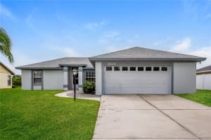 MLS# MFRTB8435105, Palmetto, Florida 34221