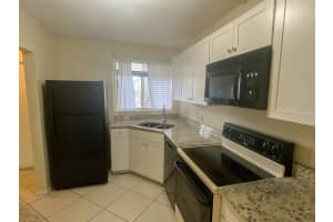 2002 BLUE HAWK COURT, CLEARWATER, FL 33762 - MLS#MFRTB8435122