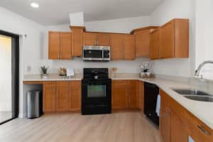7520 SUNSHINE SKYWAY LANE, ST PETERSBURG, FL 33711 - MLS#MFRTB8435171