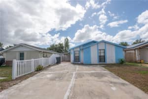 9120 SANDCROFT COURT, TAMPA, FL 33615 - MLS#MFRTB8435195