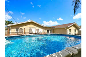 11210 102ND TERRACE, SEMINOLE, FL 33778 - MLS#MFRTB8435205