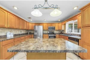 8329 BROKEN WILLOW LANE, PORT RICHEY, FL 34668 Sold 11/14/25