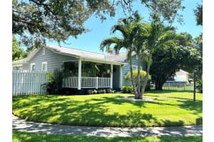 931 35TH STREET, ST PETERSBURG, FL 33713 - MLS#MFRTB8435282